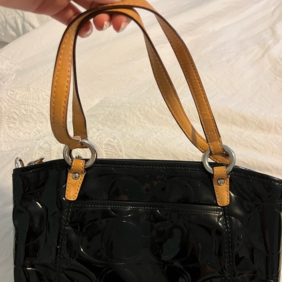 Coach Bag - Picture 3 of 4